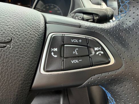 Used 2017 Ford Focus RS AWD/4WD image 36