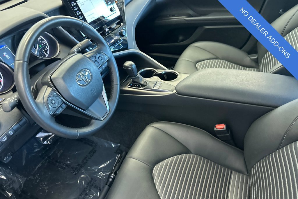 Used 2024 Toyota Camry SE FWD image 10
