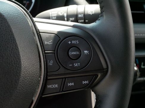 Certified 2025 Toyota RAV4 XLE Premium AWD/4WD image 25