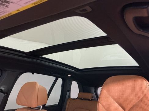 Certified 2025 BMW X5 M60i AWD/4WD image 23