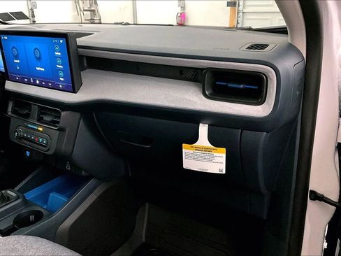 New 2025 Ford Maverick XLT w/ 4K Tow Package image 15