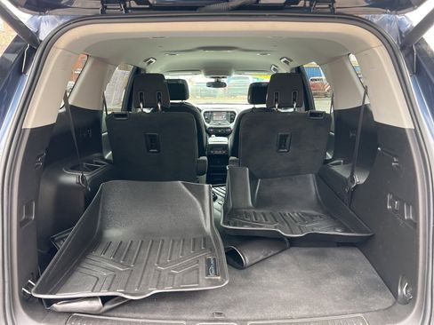 Used 2019 GMC Acadia SLE image 27