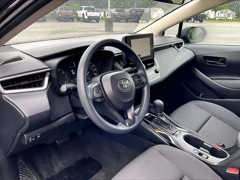 Used 2024 Toyota Corolla LE FWD image 8