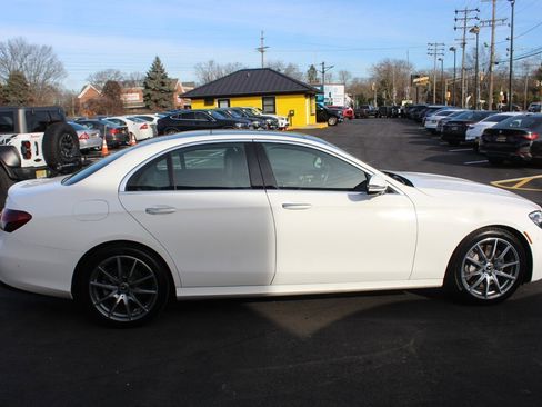 Used 2023 Mercedes-Benz E 350 4MATIC Sedan image 25