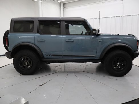 Used 2021 Ford Bronco First Edition image 2