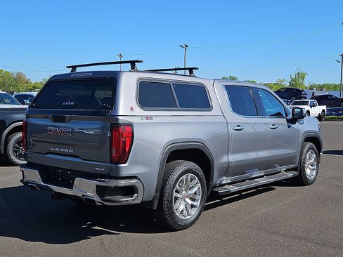 Used 2022 GMC Sierra 1500 SLT w/ SLT Premium Plus Package AWD/4WD image 6
