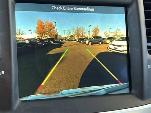 Used 2019 Chrysler 300 Limited w/ Safetytec Plus Group image 21