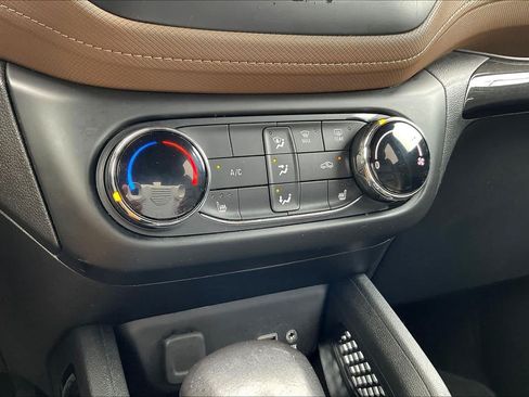 Used 2023 Chevrolet TrailBlazer ACTIV FWD image 94