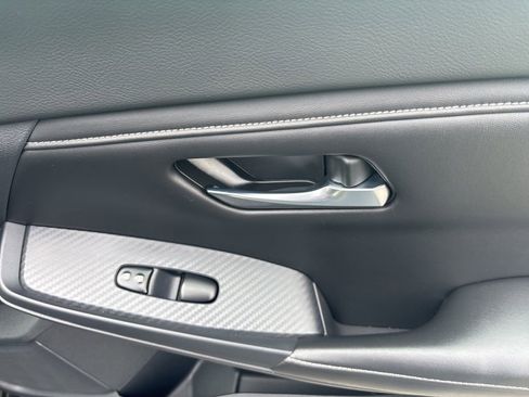 Used 2020 Nissan Sentra SV image 25