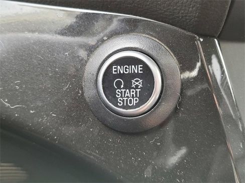 Used 2018 Ford Escape Titanium w/ Ford Safe & Smart Package image 27