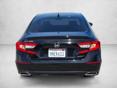 Used 2019 Honda Accord Sport image 6