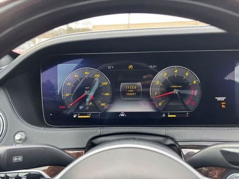 Used 2020 Mercedes-Benz S 560 4MATIC Sedan image 17