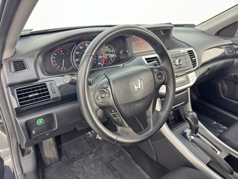 Used 2015 Honda Accord Sport image 12