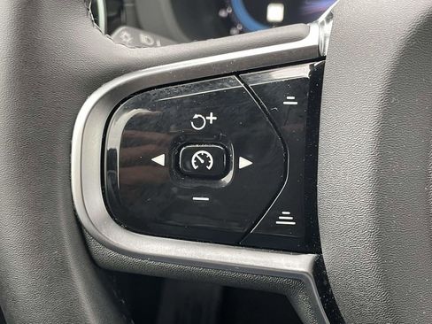 Used 2024 Volvo XC60 T8 Ultimate w/ Climate Package image 10