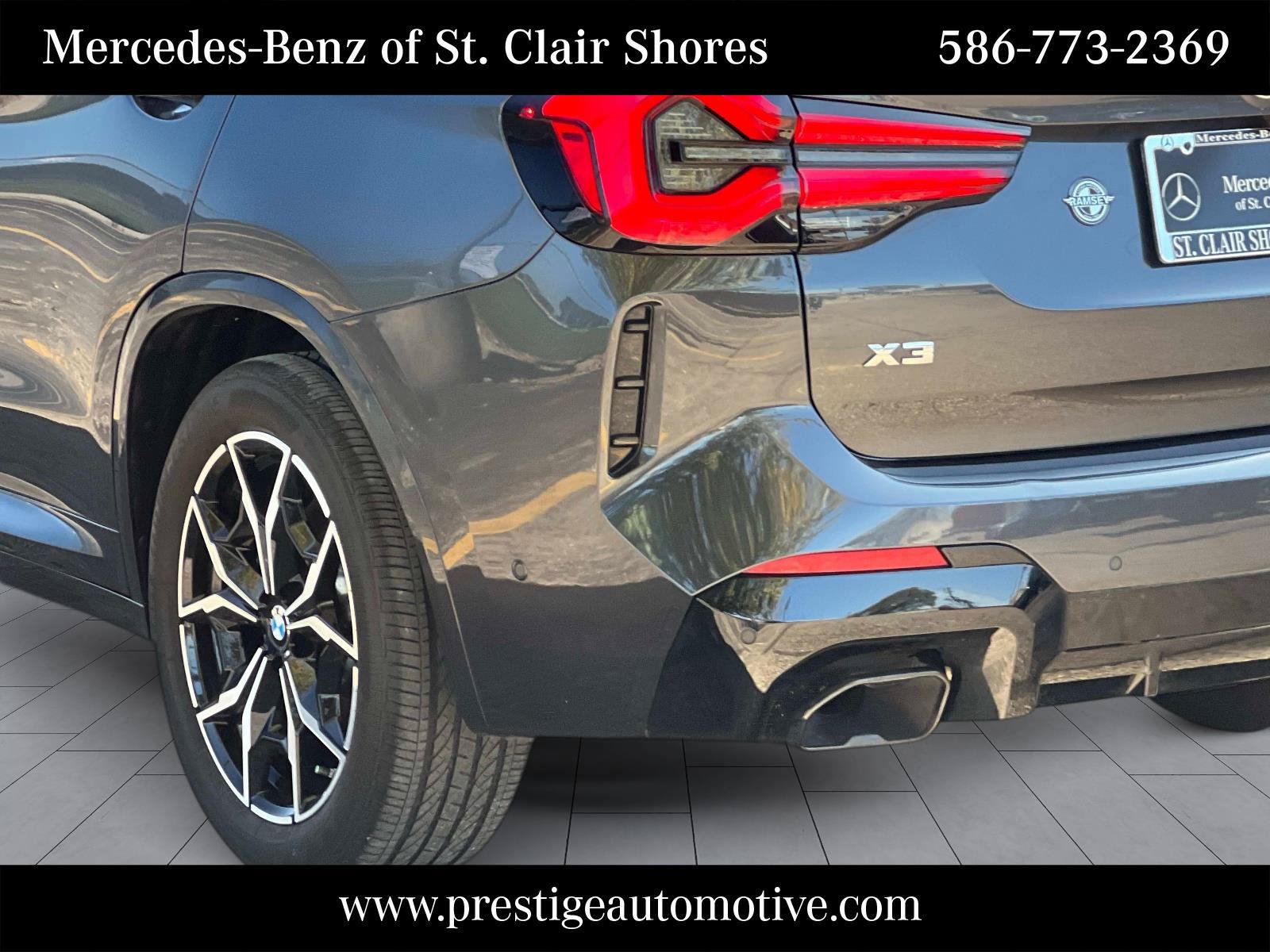Used 2024 BMW X3 M40i w/ Parking Assistance Package AWD/4WD image 4