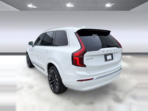 New 2026 Volvo XC90 T8 Ultra w/ Protection Package AWD/4WD image 3