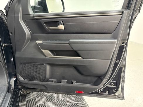Used 2023 Toyota Tundra SR5 w/ SR5 Convenience Package AWD/4WD image 29