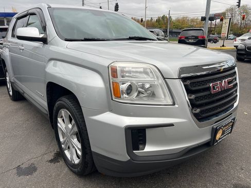 Used 2017 GMC Terrain SLE FWD image 16