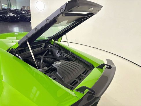Used 2017 Lamborghini Huracan LP 580-2 RWD image 27