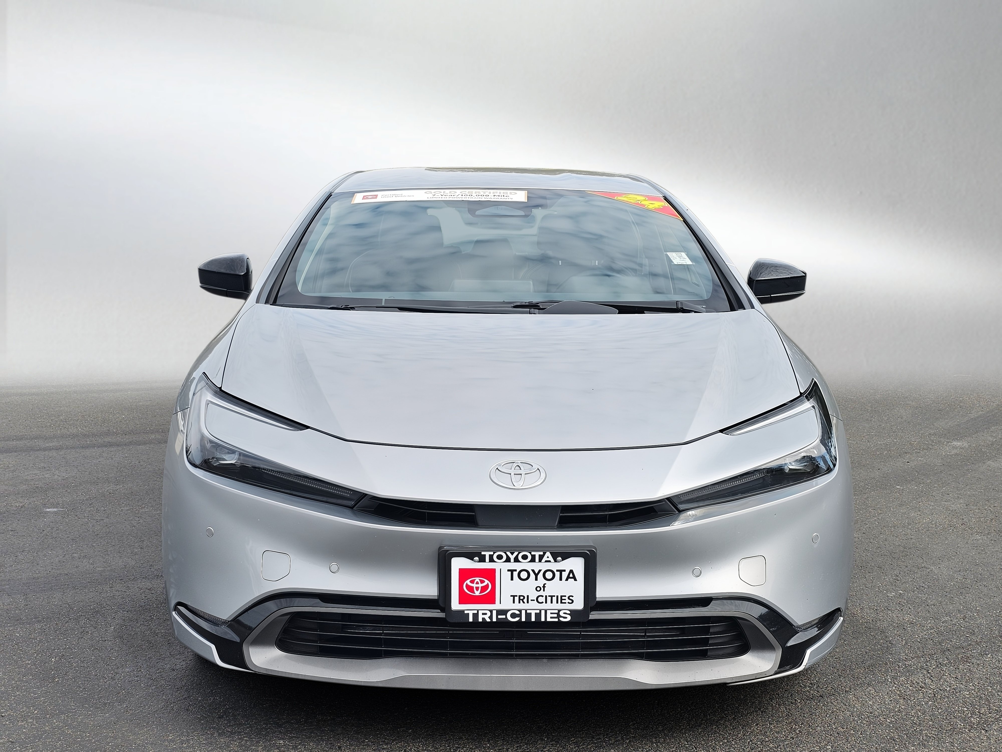 Certified 2024 Toyota Prius XLE FWD image 8