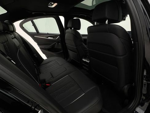 Used 2019 BMW M550i xDrive w/ Premium Package 2 image 14