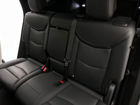 Used 2022 Cadillac XT6 Premium Luxury image 22