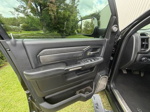 Used 2019 RAM 2500 Limited AWD/4WD image 19
