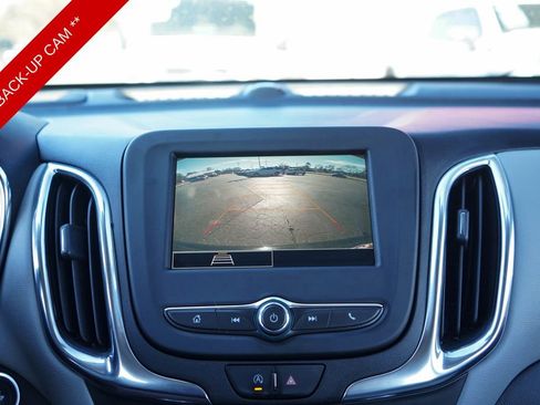 Used 2023 Chevrolet Equinox LT w/ Driver Convenience Package image 19