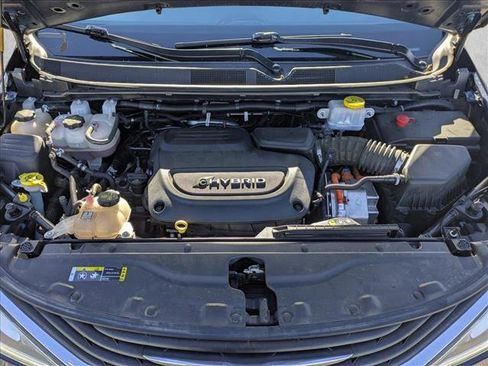 Used 2019 Chrysler Pacifica Limited w/ Advanced Safetytec Group image 27