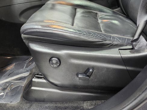 Used 2015 Jeep Grand Cherokee Limited w/ Luxury Group II image 27