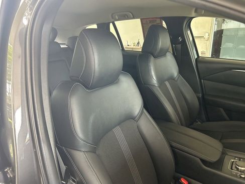 Used 2024 MAZDA CX-50 AWD 2.5 S w/ Preferred Package image 17