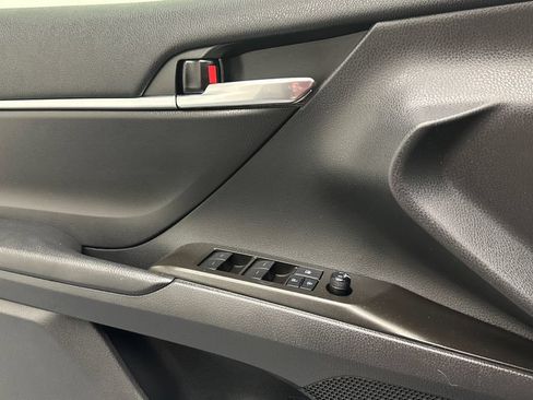 Used 2021 Toyota Camry SE w/ TRD Appearance Package (TMS) FWD image 17