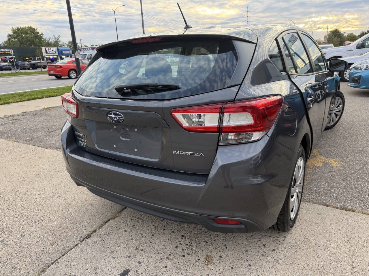 Used 2018 Subaru Impreza 2.0i AWD/4WD image 8