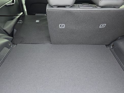 New 2026 Kia Niro Wind image 11