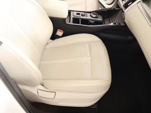 Used 2022 Kia Sorento EX w/ Panoramic Sunroof Package FWD image 15