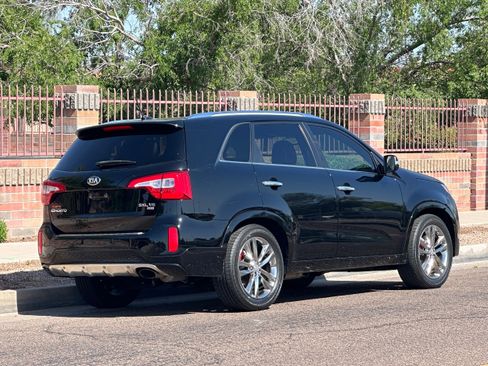 Used 2014 Kia Sorento SX w/ 3rd Row Package image 10