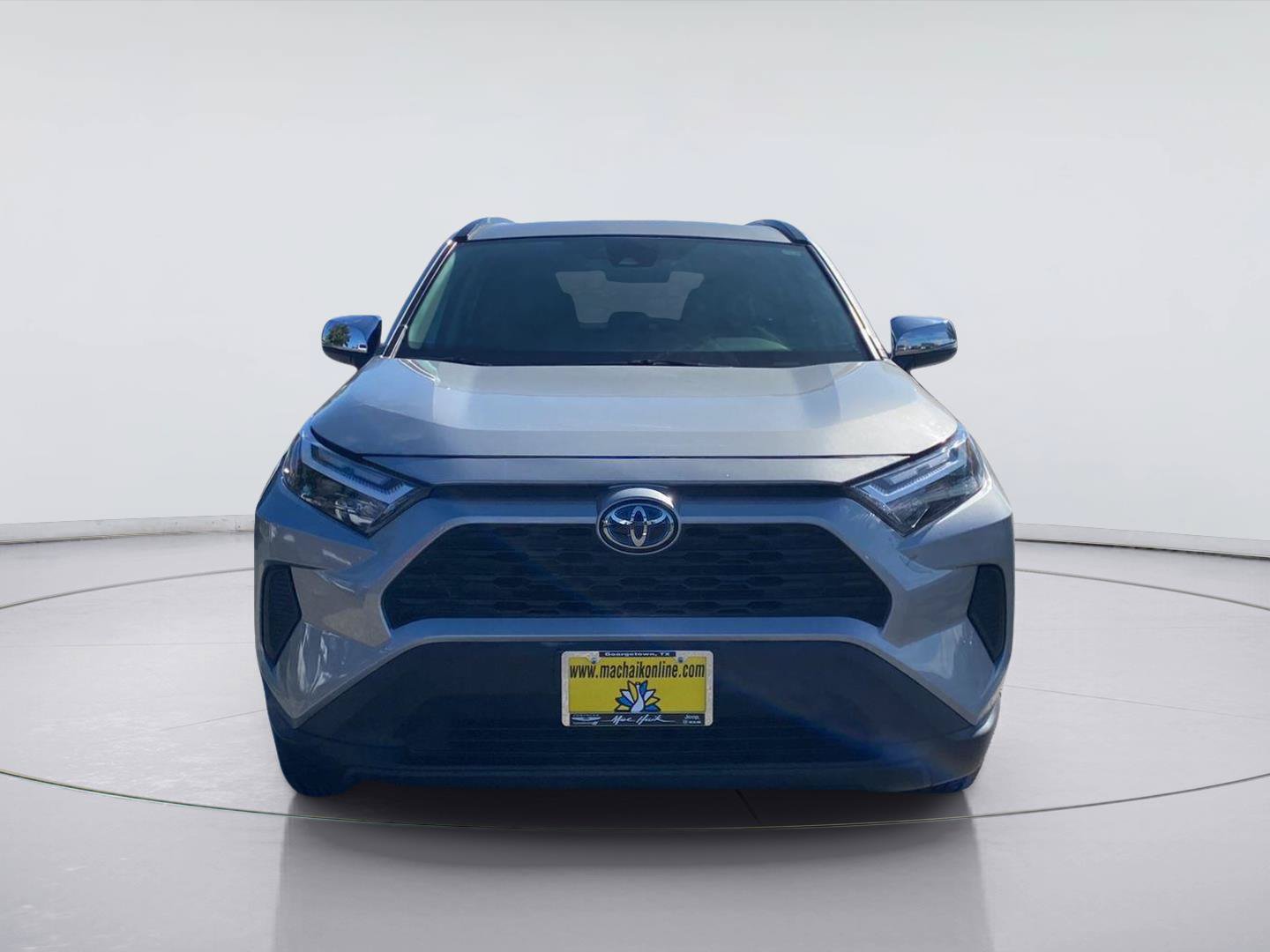 Used 2024 Toyota RAV4 XLE AWD/4WD image 8