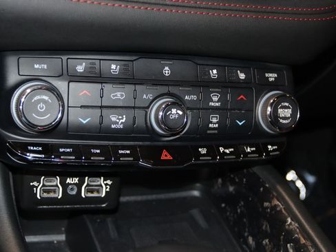 Used 2023 Dodge Durango R/T AWD/4WD image 46