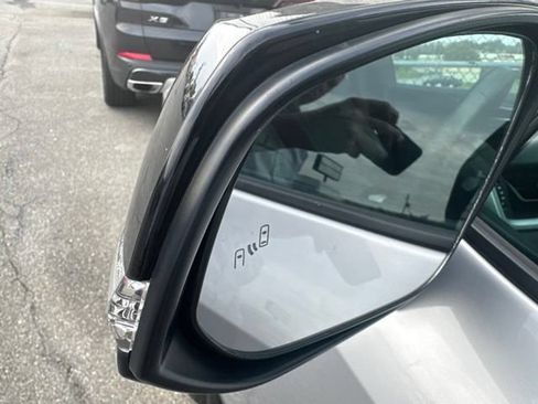 Used 2019 Toyota RAV4 XSE w/ Carpet Mat Package AWD/4WD image 17