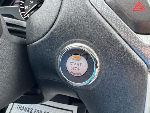 Used 2018 Nissan Pathfinder SL image 54