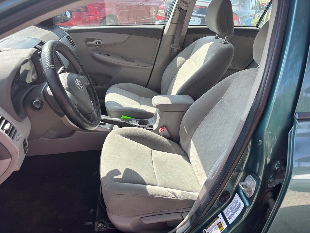 Used 2009 Toyota Corolla FWD image 12