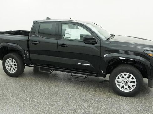 New 2026 Toyota Tacoma SR5 AWD/4WD image 45