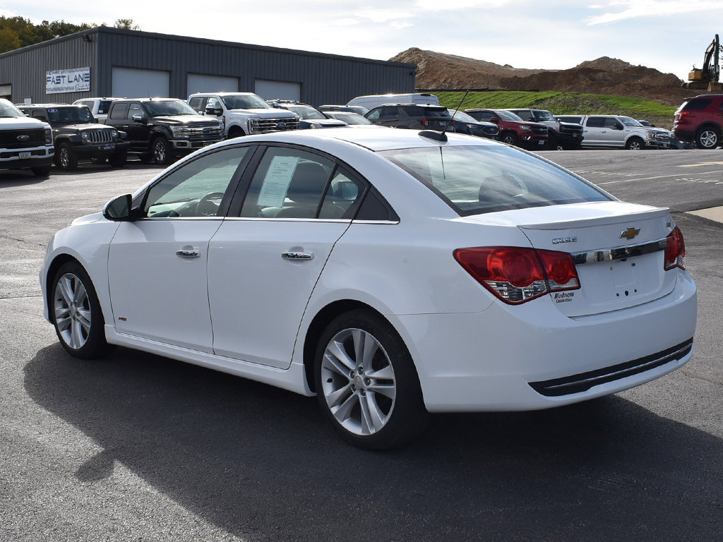 Used 2015 Chevrolet Cruze LTZ w/ Sun, Sound and Sport Package FWD image 2