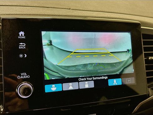 Used 2025 Honda Passport TrailSport image 23