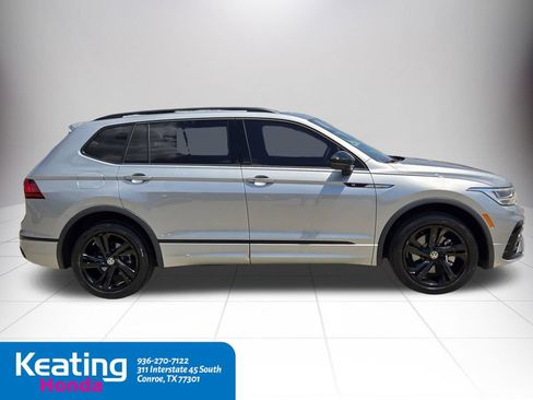 Used 2023 Volkswagen Tiguan SE R-Line FWD image 9