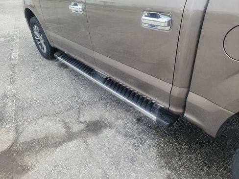 Used 2019 Ford F150 XLT w/ Equipment Group 301A Mid RWD image 10