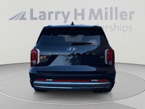 Used 2024 Hyundai Palisade Calligraphy AWD/4WD image 4