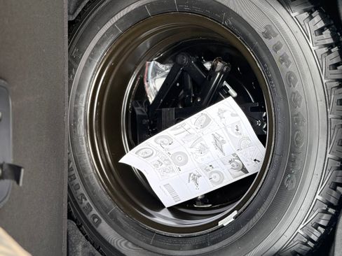 Certified 2021 Jeep Cherokee Trailhawk image 10