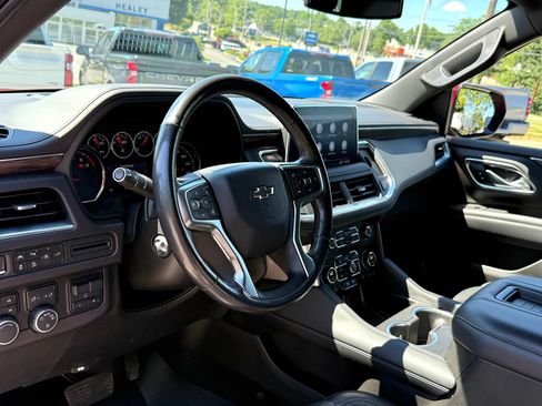 Certified 2021 Chevrolet Tahoe Z71 w/ Z71 Signature Package AWD/4WD image 13
