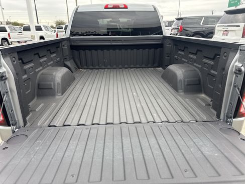 Used 2025 GMC Sierra 1500 Pro w/ Pro Value Package image 17